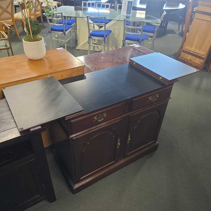 ETHAN ALLEN SERVER BUFFET BAH
