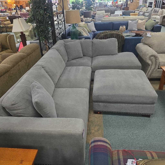 2 PC SOFA SECTIONAL W/ OTTOMAN CKK
