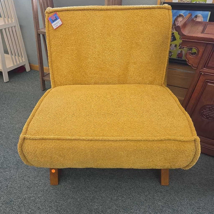 YELLOW ACCENT CHAIR KI