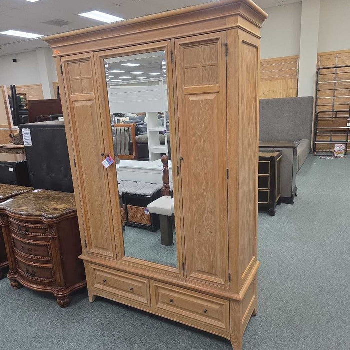 ARMOIRE ATH