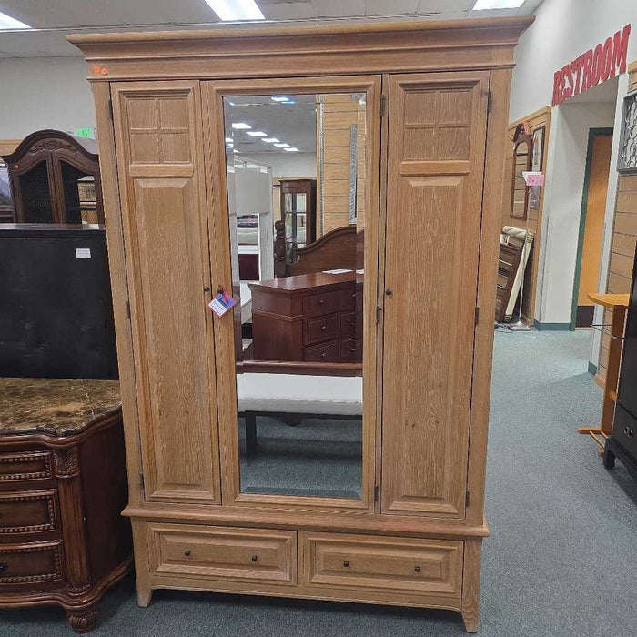 ARMOIRE ATH