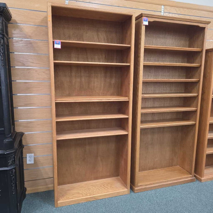 BOOKSHELF TB