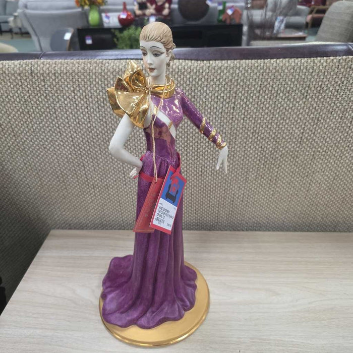 CAPODIMONTE PURPLE DRESS TB