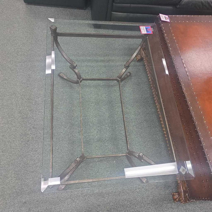 COFFEE TABLE BBM