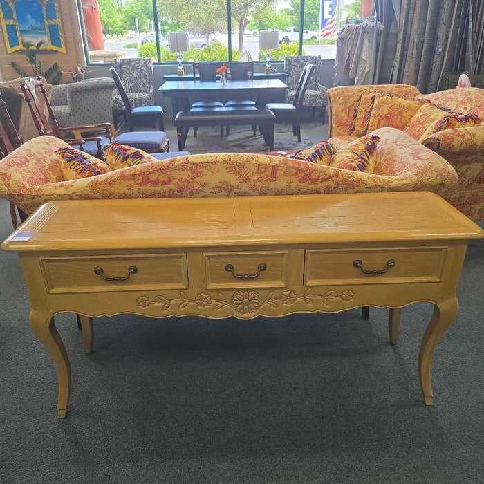 SOFA TABLE BTK