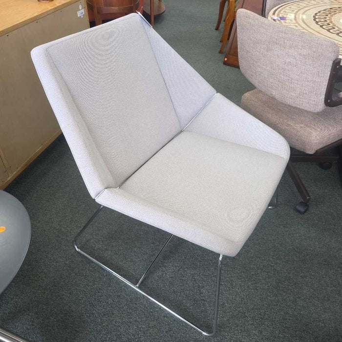 ARCADIA NIOS MIDBACK LOUNGE CHAIR LSH