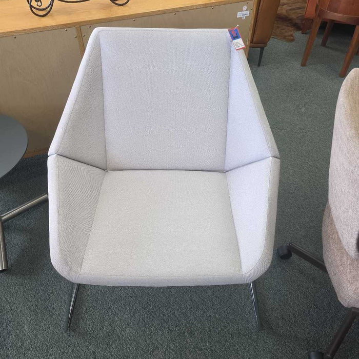 ARCADIA NIOS MIDBACK LOUNGE CHAIR LSH
