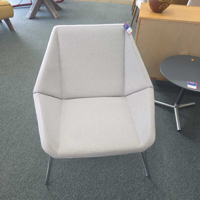ARCADIA NIOS MIDBACK LOUNGE CHAIR LSH