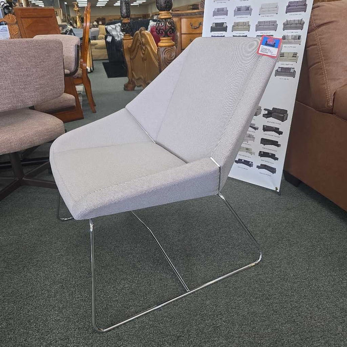 ARCADIA NIOS MIDBACK LOUNGE CHAIR LSH