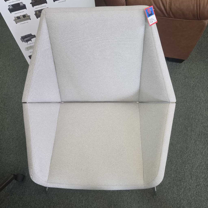 ARCADIA NIOS MIDBACK LOUNGE CHAIR LSH