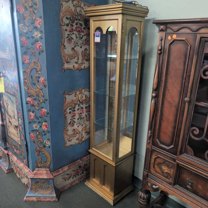 CURIO CABINET SK