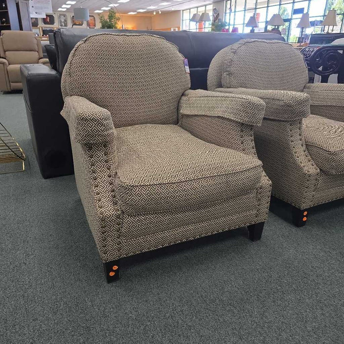 ACCENT CHAIR LSH