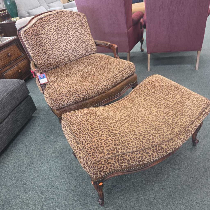 OLD HICKORY ACCENT CHAIR WITH OTTOMAN LAC