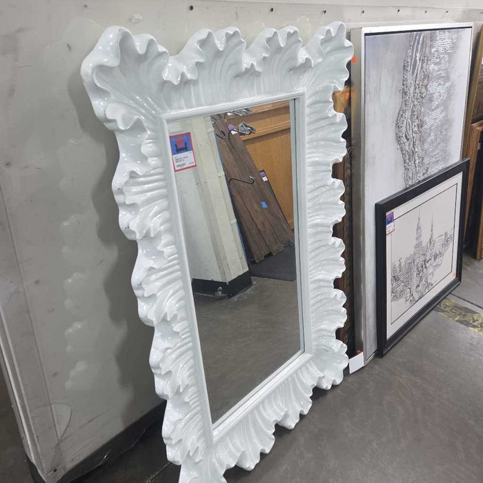 WHITE MIRROR AL