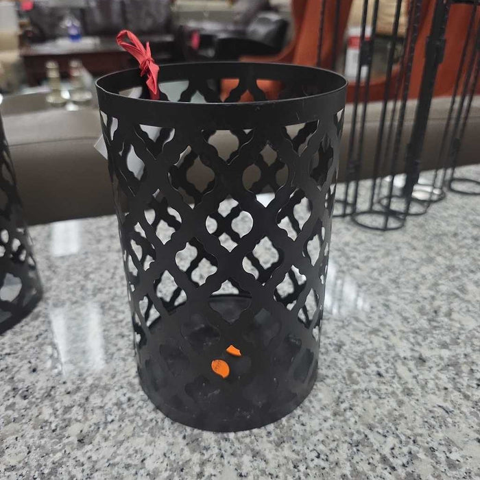 METAL BLACK MESH CANDLE HOLDER S
