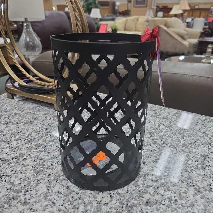METAL BLACK MESH CANDLE HOLDER S