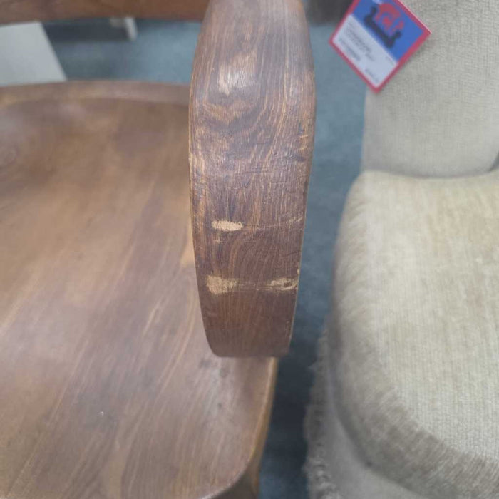 ACCENT CHAIR KL