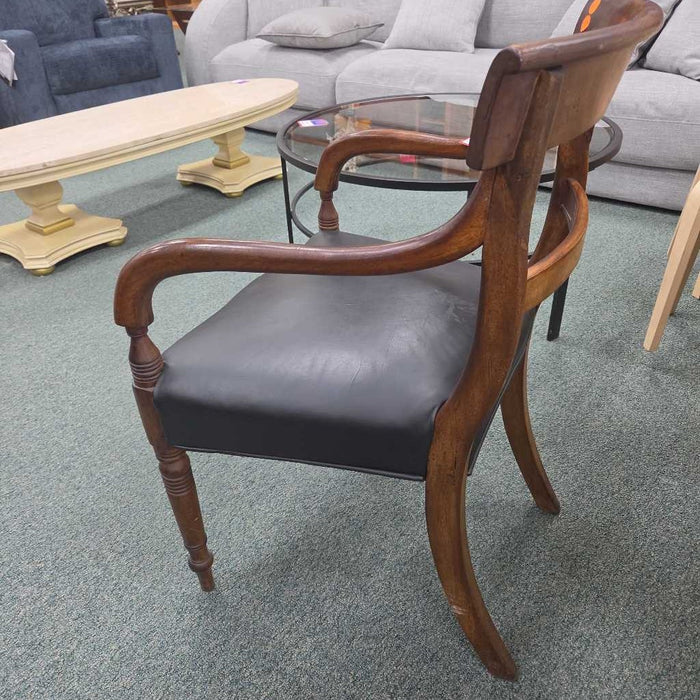 ACCENT CHAIR AT