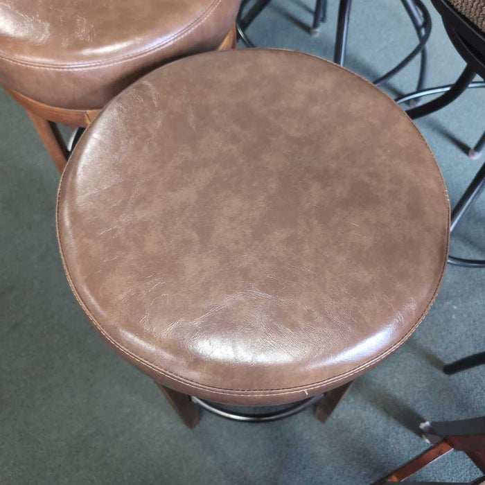 SET OF 4 PIER 1 STOOLS BAH