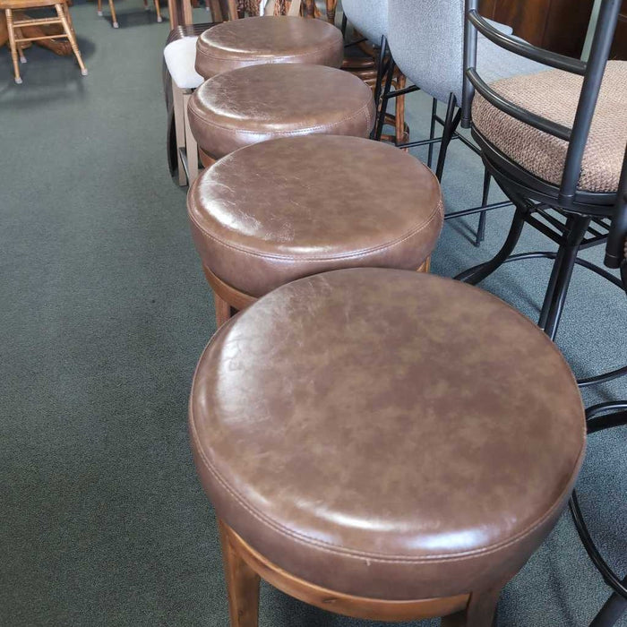 SET OF 4 PIER 1 STOOLS BAH