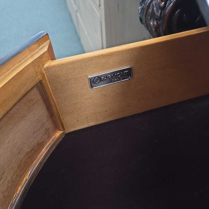 NIGHTSTAND TB