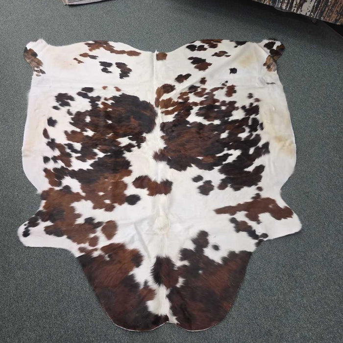 LARGE COWHIDE
