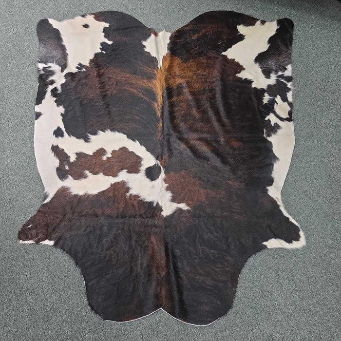LARGE COWHIDE