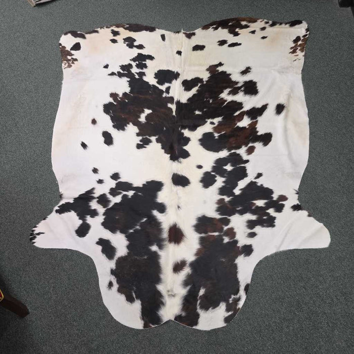 LARGE COWHIDE