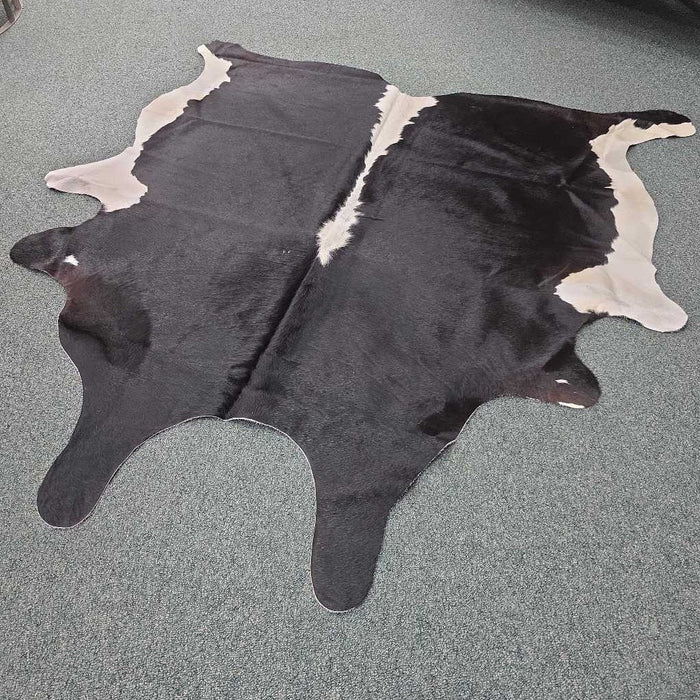 LARGE COWHIDE