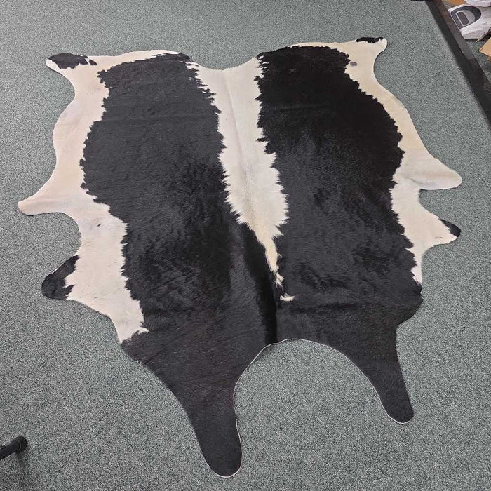 LARGE COWHIDE