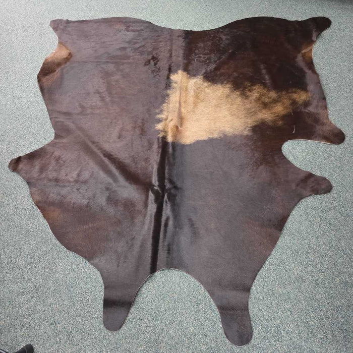 LARGE COWHIDE