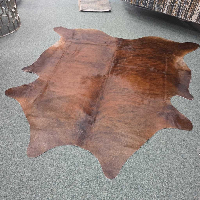 LARGE COWHIDE