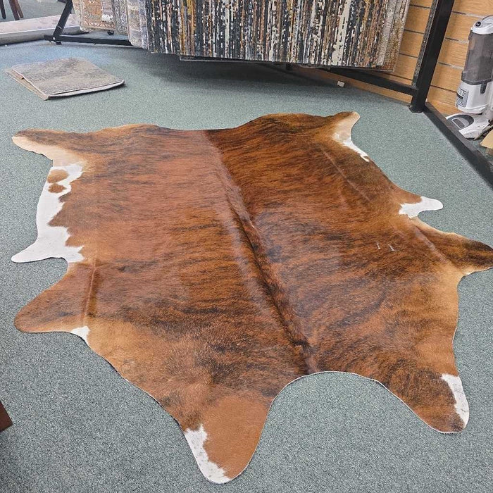 LARGE COWHIDE
