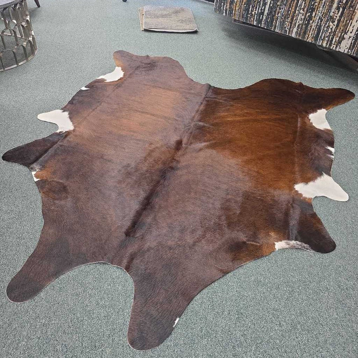 LARGE COWHIDE