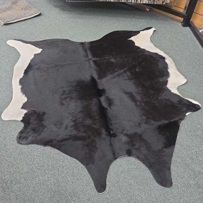 LARGE COWHIDE