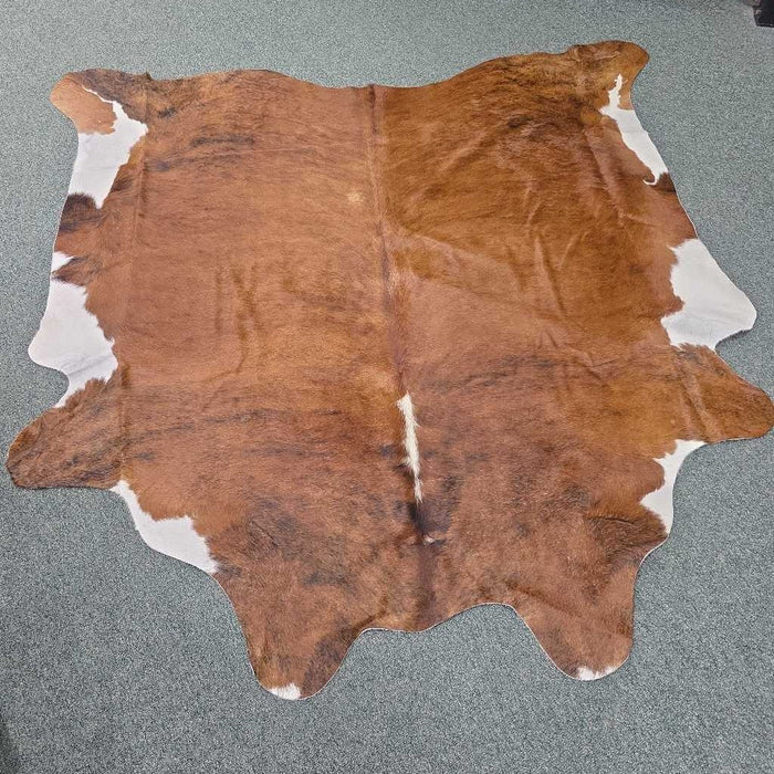 LARGE COWHIDE