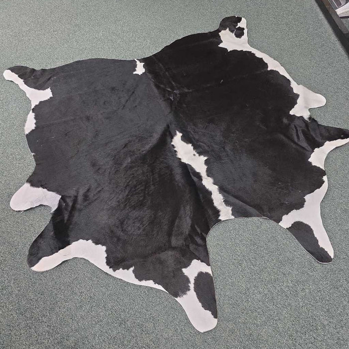 MEDIUM COWHIDE