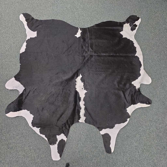 MEDIUM COWHIDE