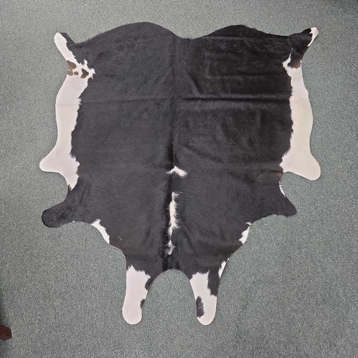 MEDIUM COWHIDE