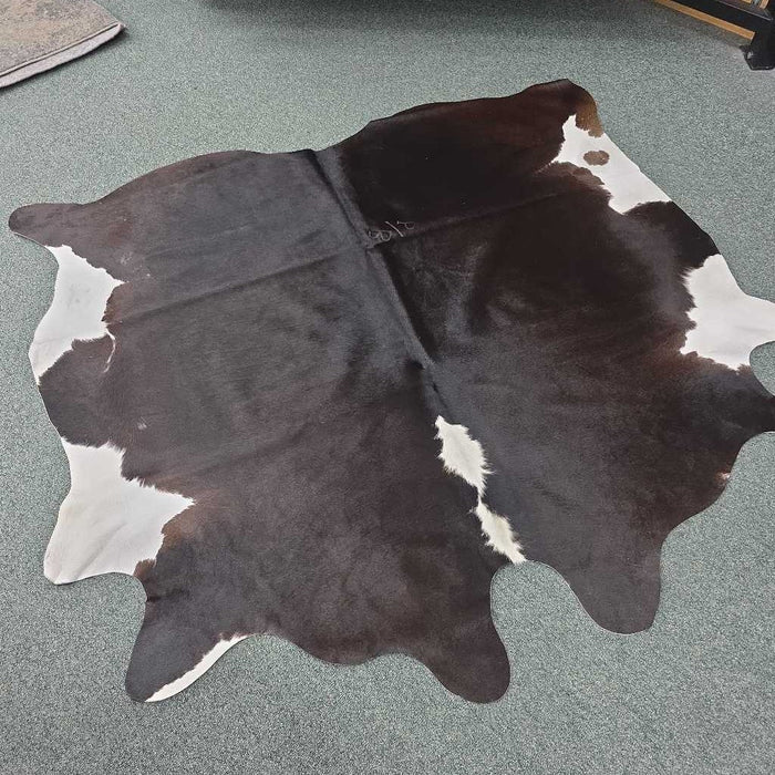 MEDIUM COWHIDE