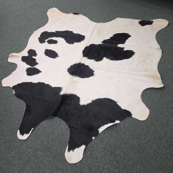 MEDIUM COWHIDE