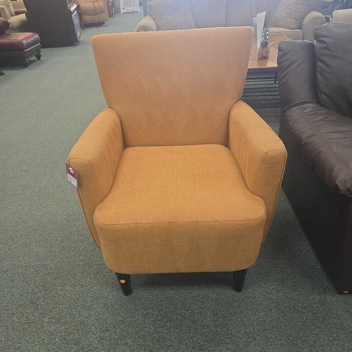ACCENT CHAIR MI