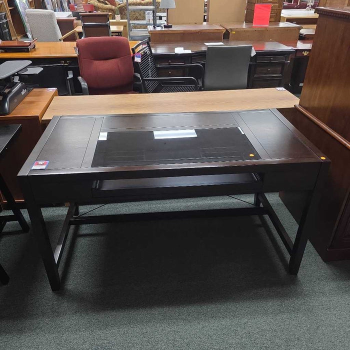 DESK BTK