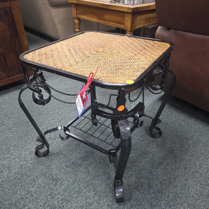 WICKER TOP END TABLE AT