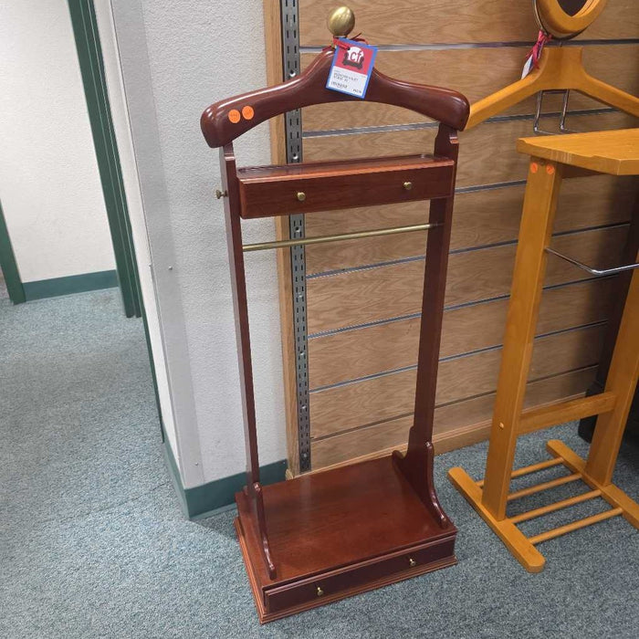 VALET STAND KL