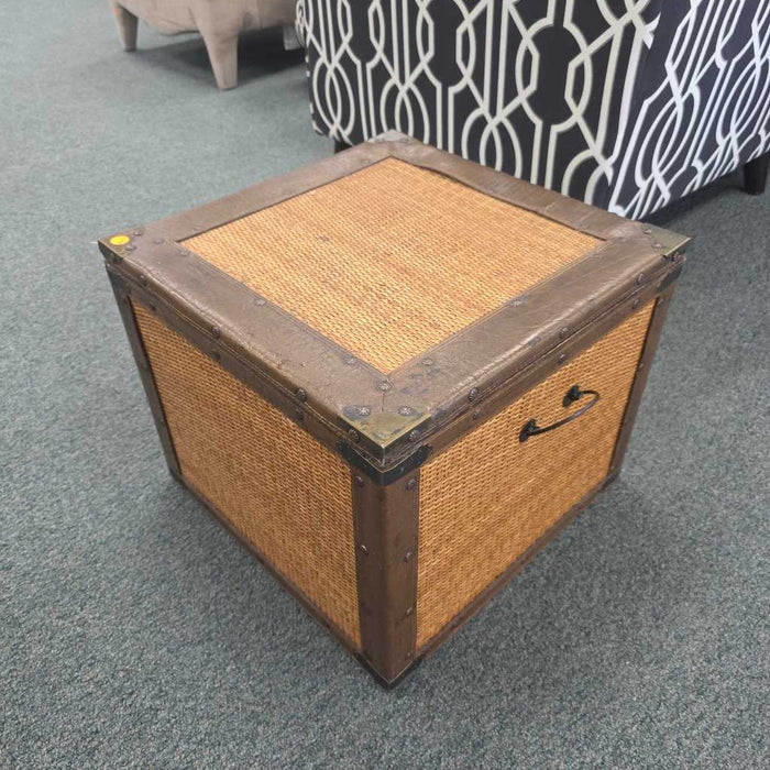 WICKER CHEST KL