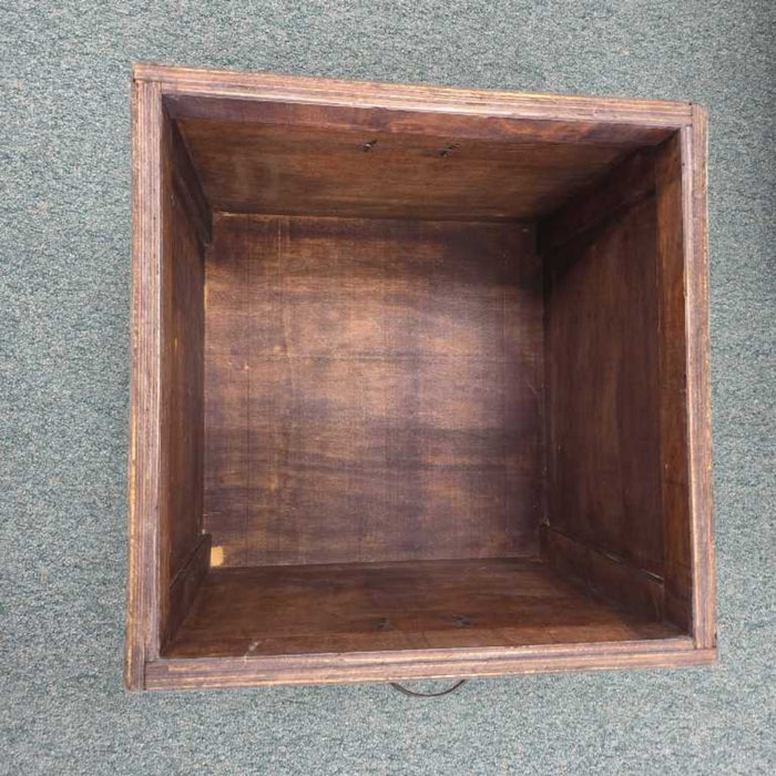WICKER CHEST KL
