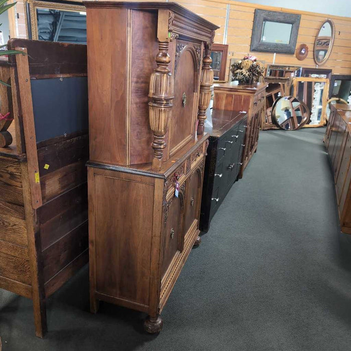ANTIQUE BAR CABINET LSH