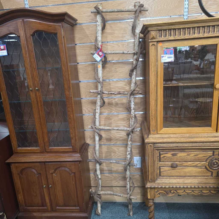 LADDER DECOR AT
