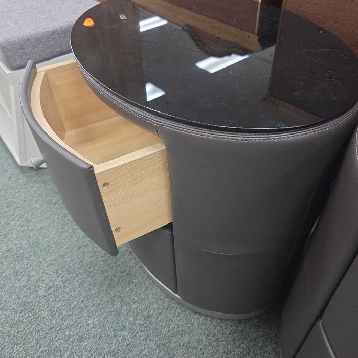 OVAL NIGHTSTAND SK